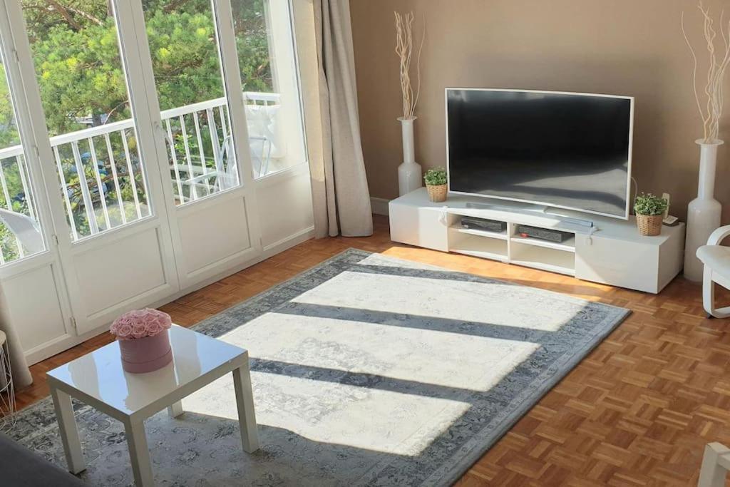 Appartement De Charme Et Familial A Caen Eksteriør billede